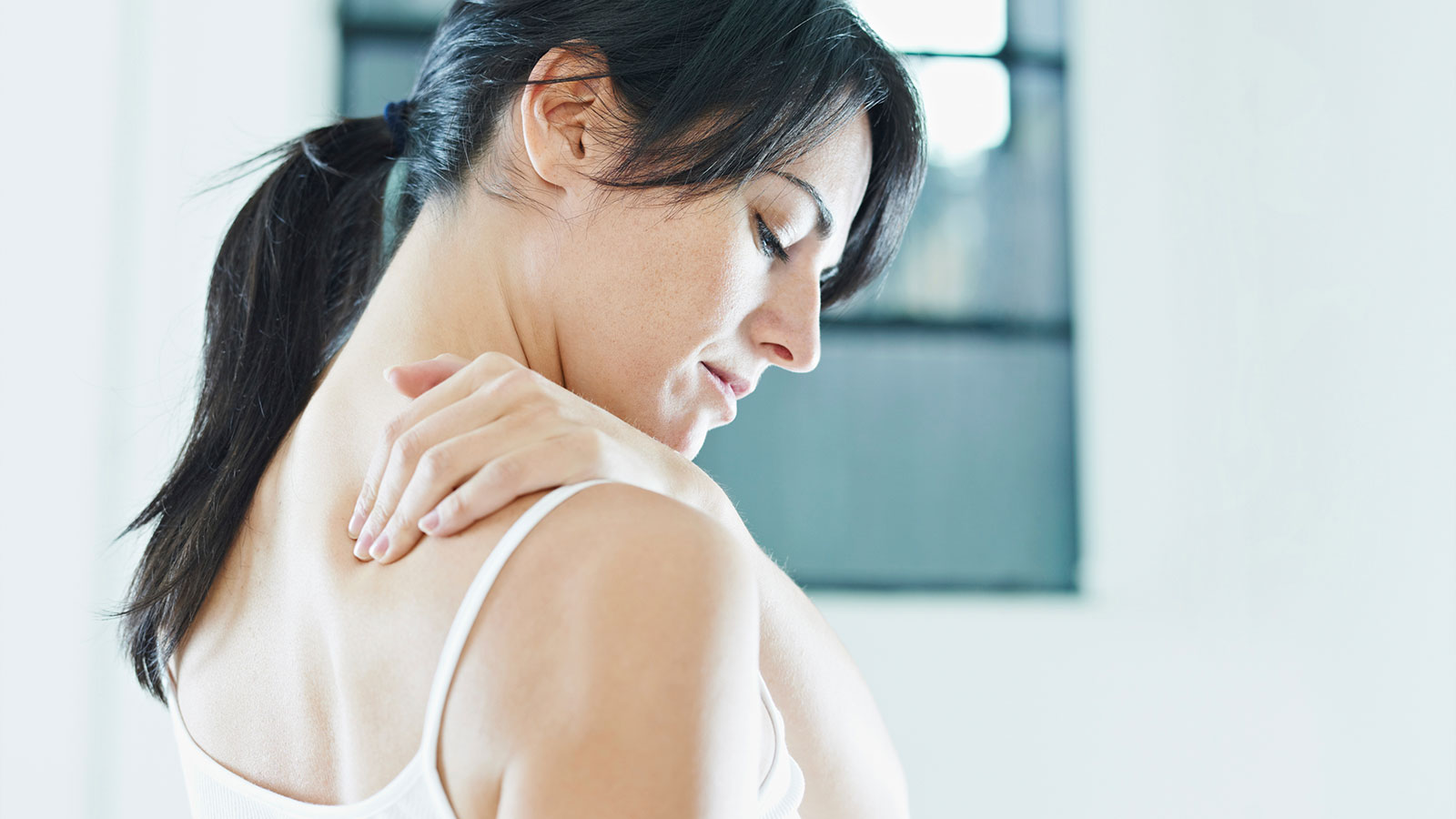 Chiropractors Santa Rosa | Shoulder & Upper Back Pain